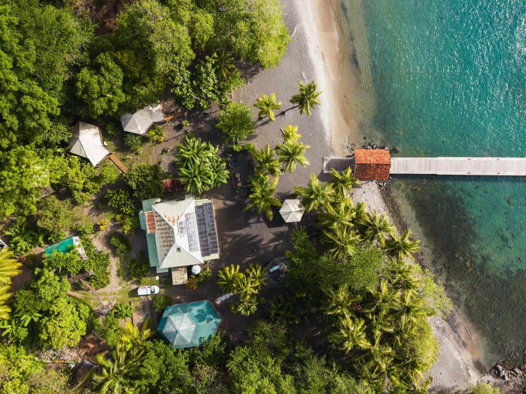 2- sud-caraibe-anses-d-arlet-anse-noire-proche-plage-drone ok 2